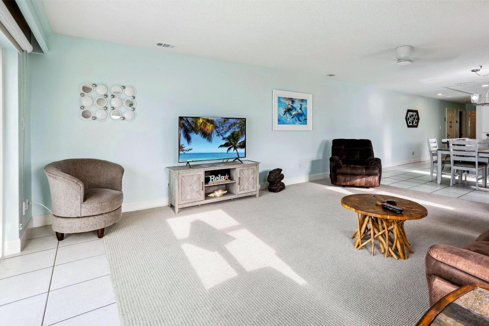 Sea Breeze 401 NEW! Amazing Beach Front/Walk to John's Pass! St. Pete Beach Exterior foto