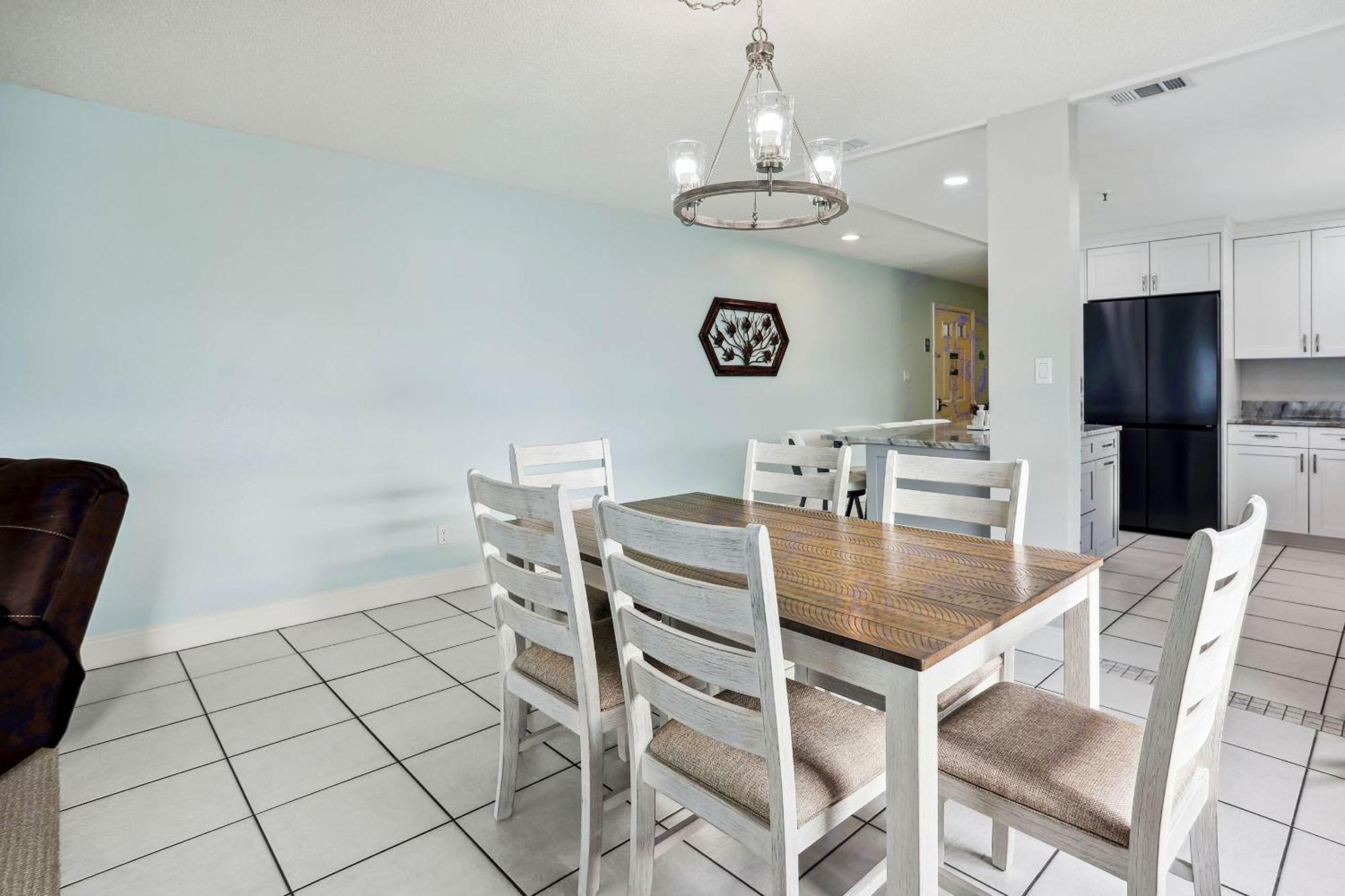 Sea Breeze 401 NEW! Amazing Beach Front/Walk to John's Pass! St. Pete Beach Exterior foto