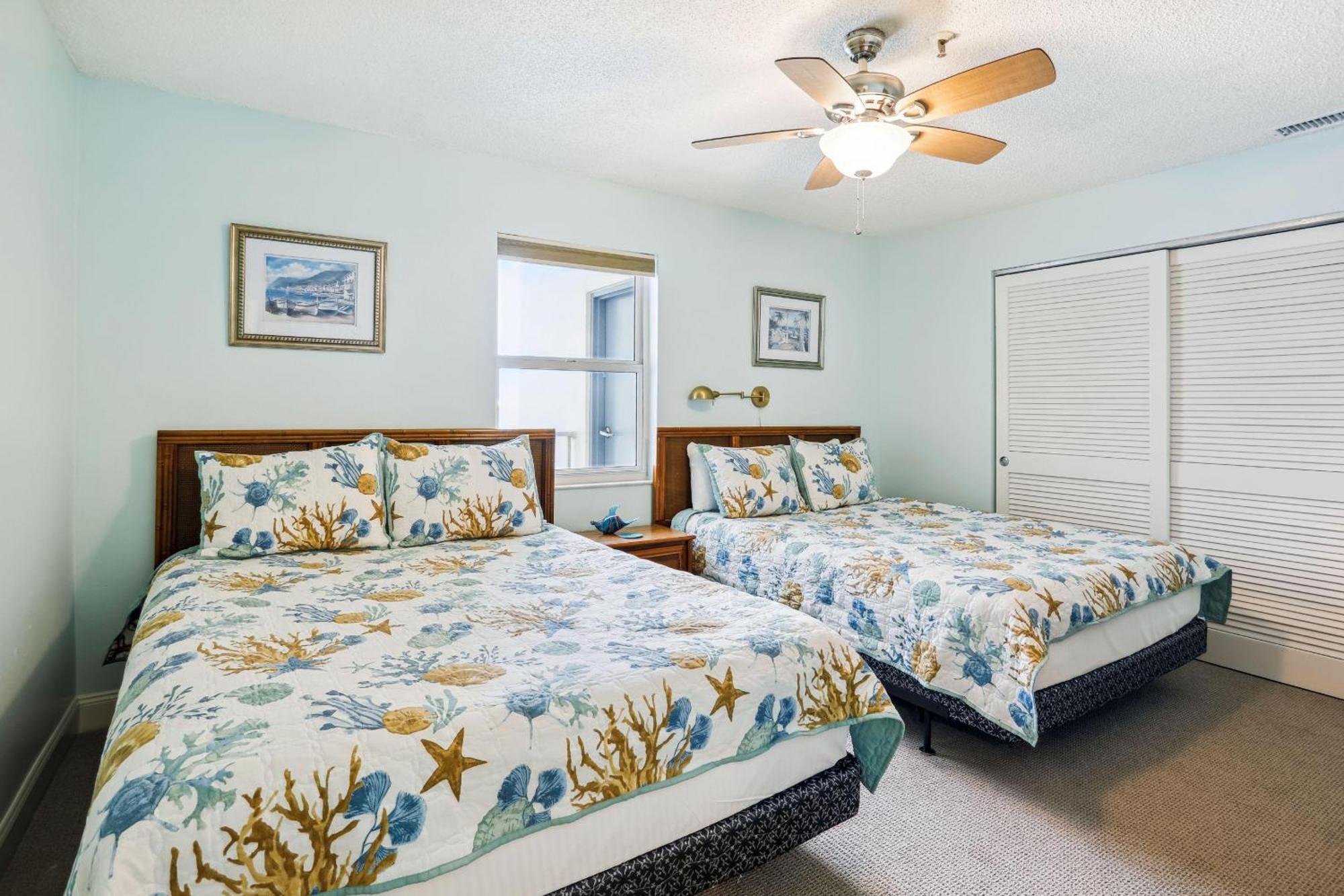 Sea Breeze 401 NEW! Amazing Beach Front/Walk to John's Pass! St. Pete Beach Exterior foto